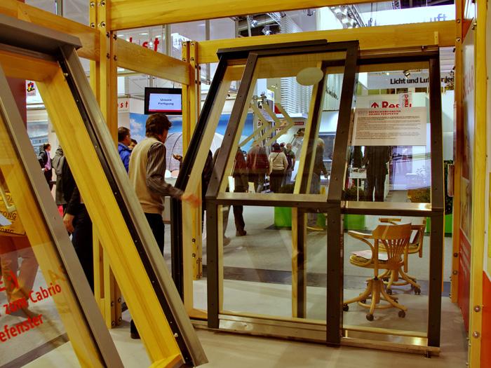 BAU 2015 : des fenêtres étanches sous 2 m deau !